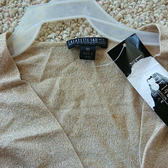 Lafayette 148 gold tone V neck knotted top size M - Picture 13 of 13